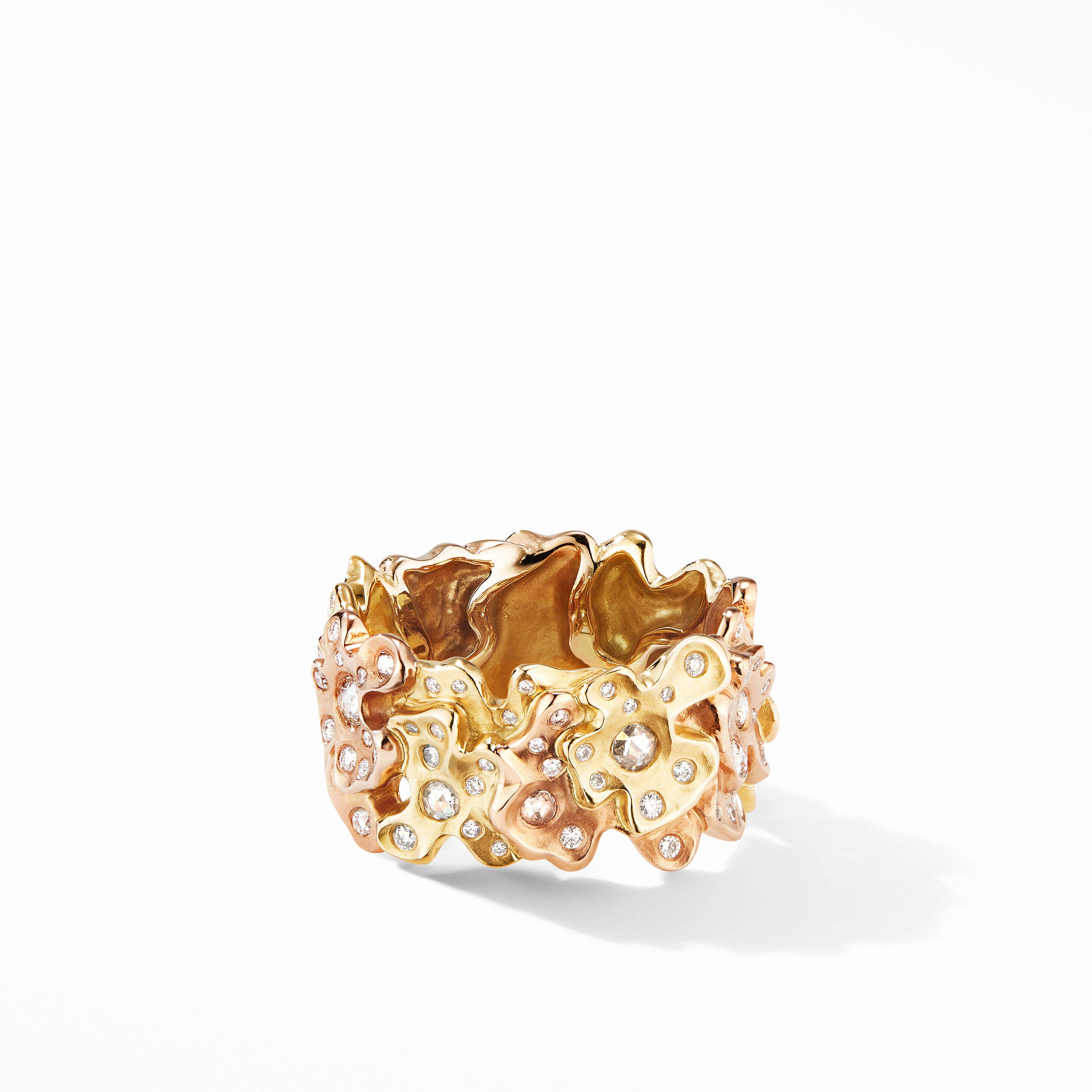 Day Petals Band Ring in Gold with Diamonds