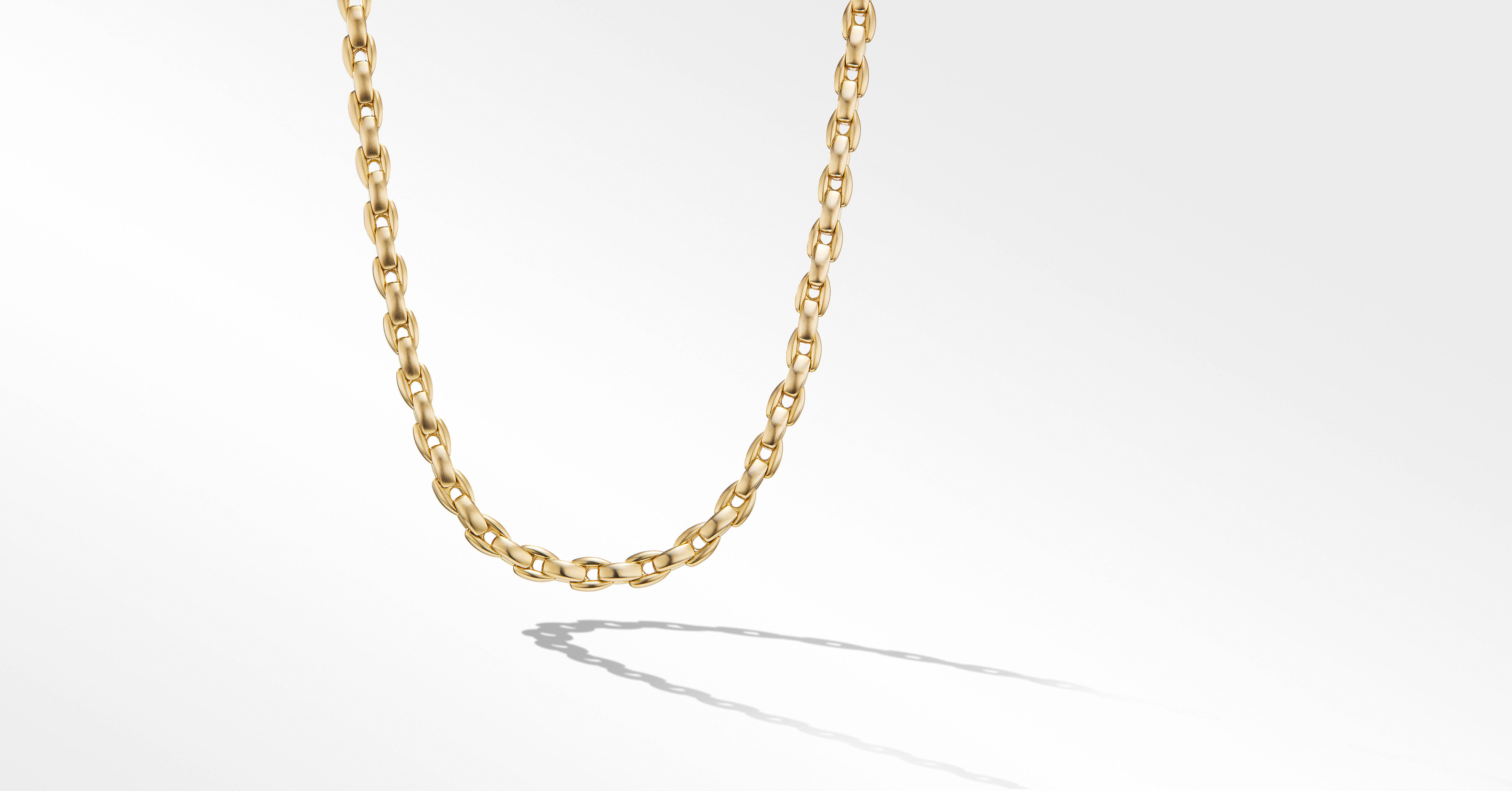 Elongated Box Chain in 18K Gold, 6mm
