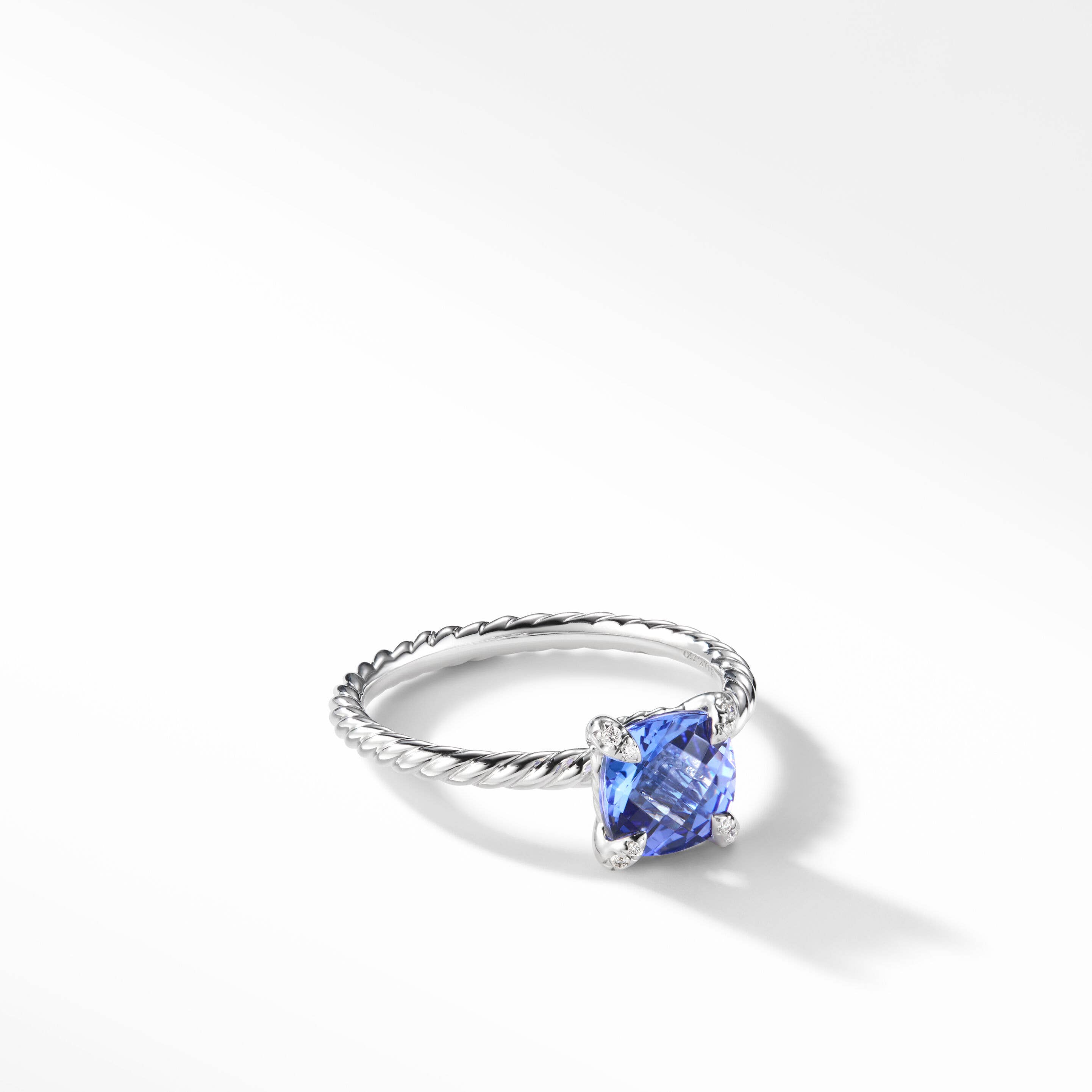 Chatelaine® Ring in 18K White Gold with Tanzanite and Pavé Diamonds