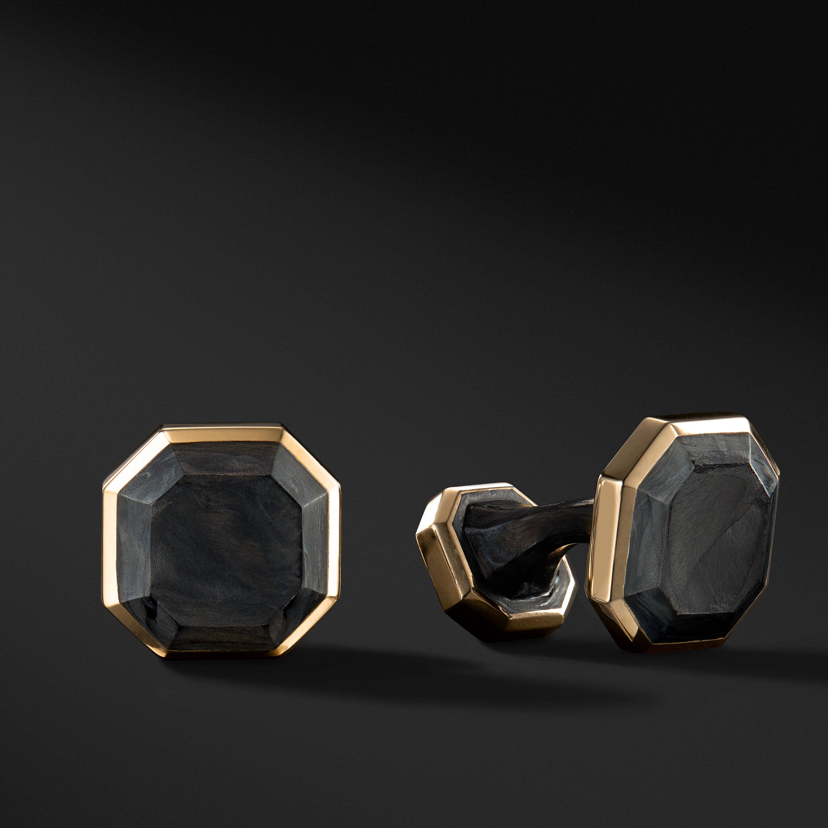 Forged Carbon Cufflinks with 18K Yellow Gold