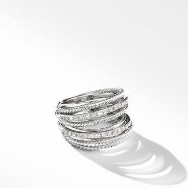 Crossover Ring with Pavé Diamonds