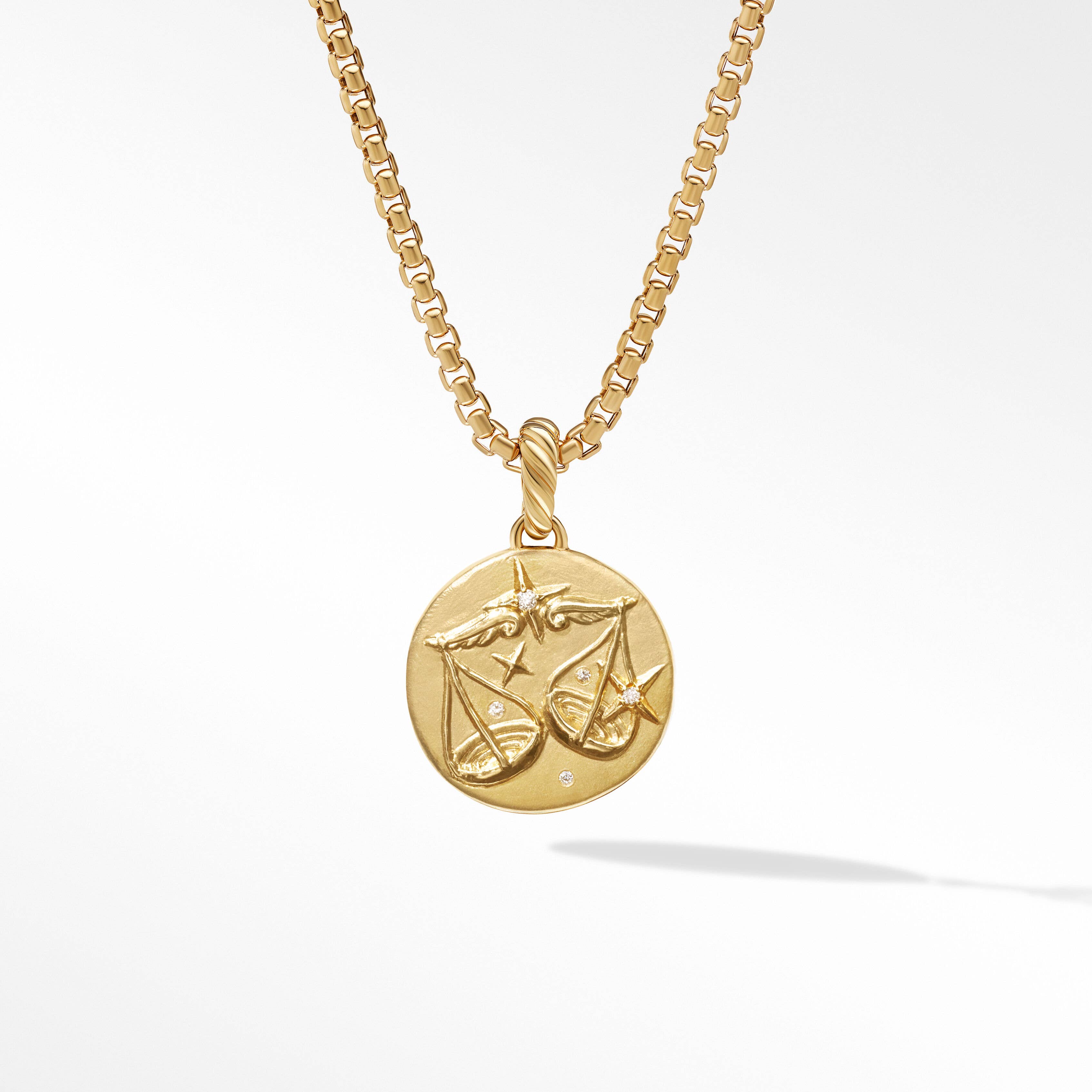 Libra Amulet in 18K Yellow Gold with Diamonds