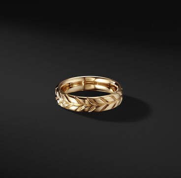 Chevron Band Ring in 18K Yellow Gold
