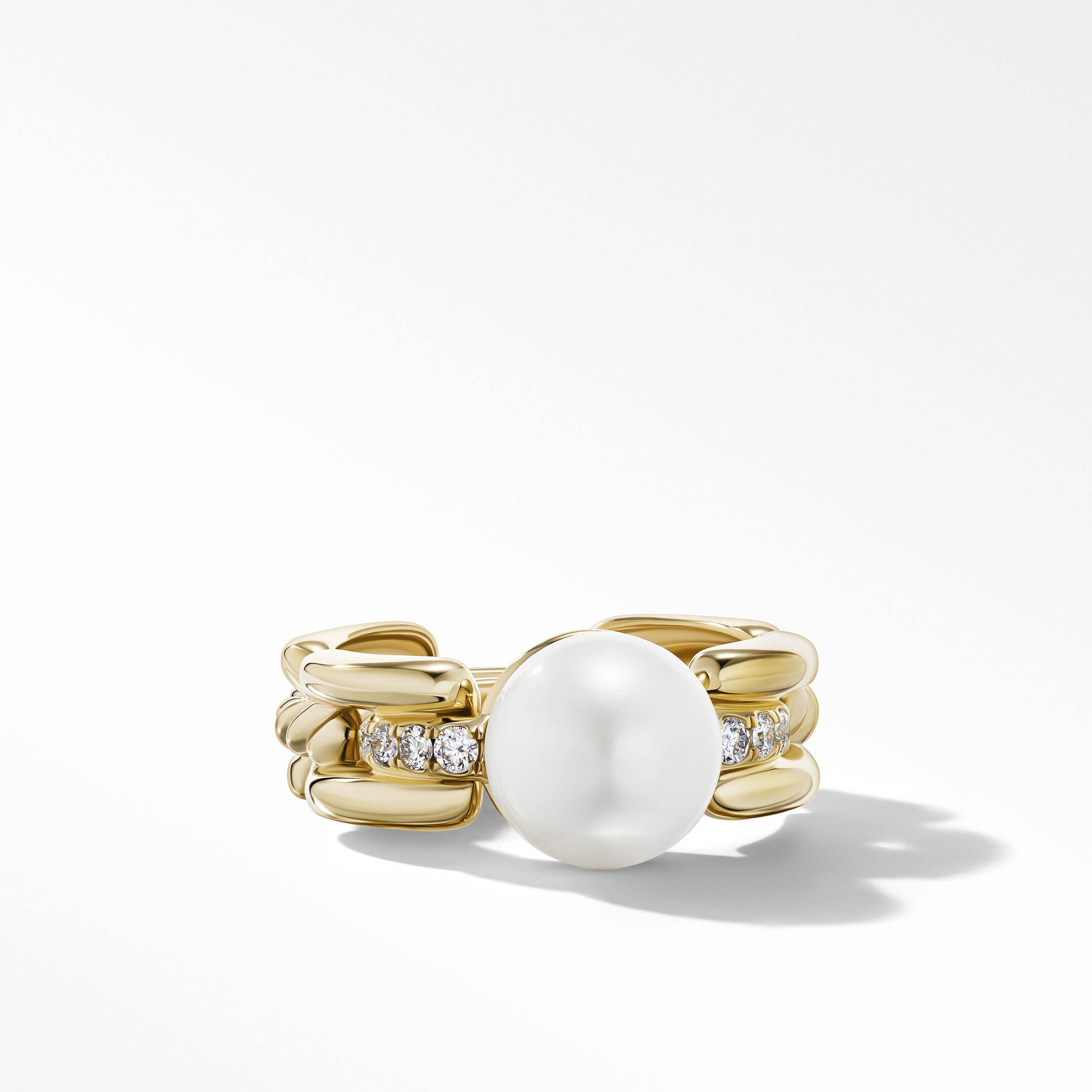DY Madison Pearl Ring in 18K Yellow Gold with Diamonds, 7.5mm