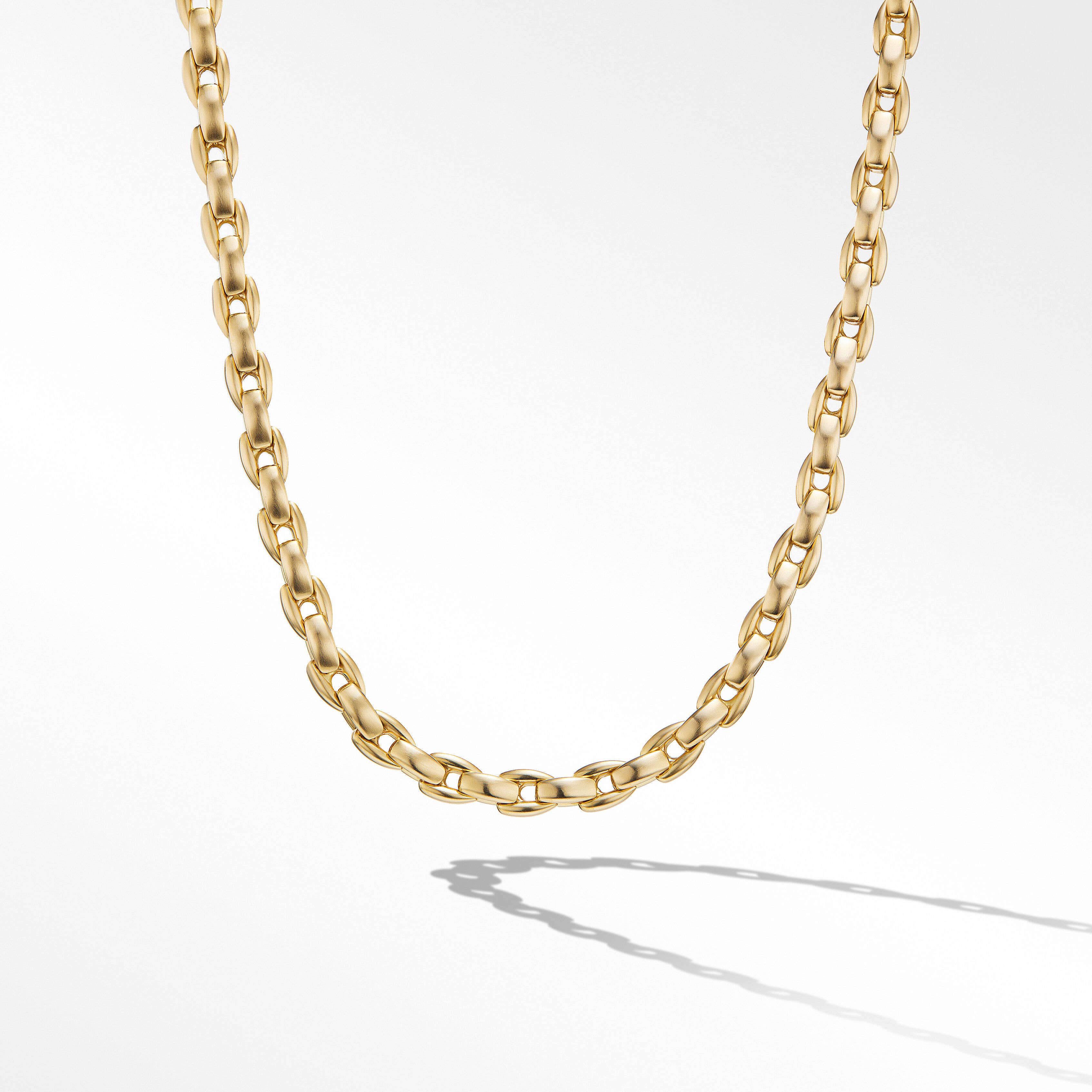 Elongated Box Chain Necklace in 18K Yellow Gold, 6mm