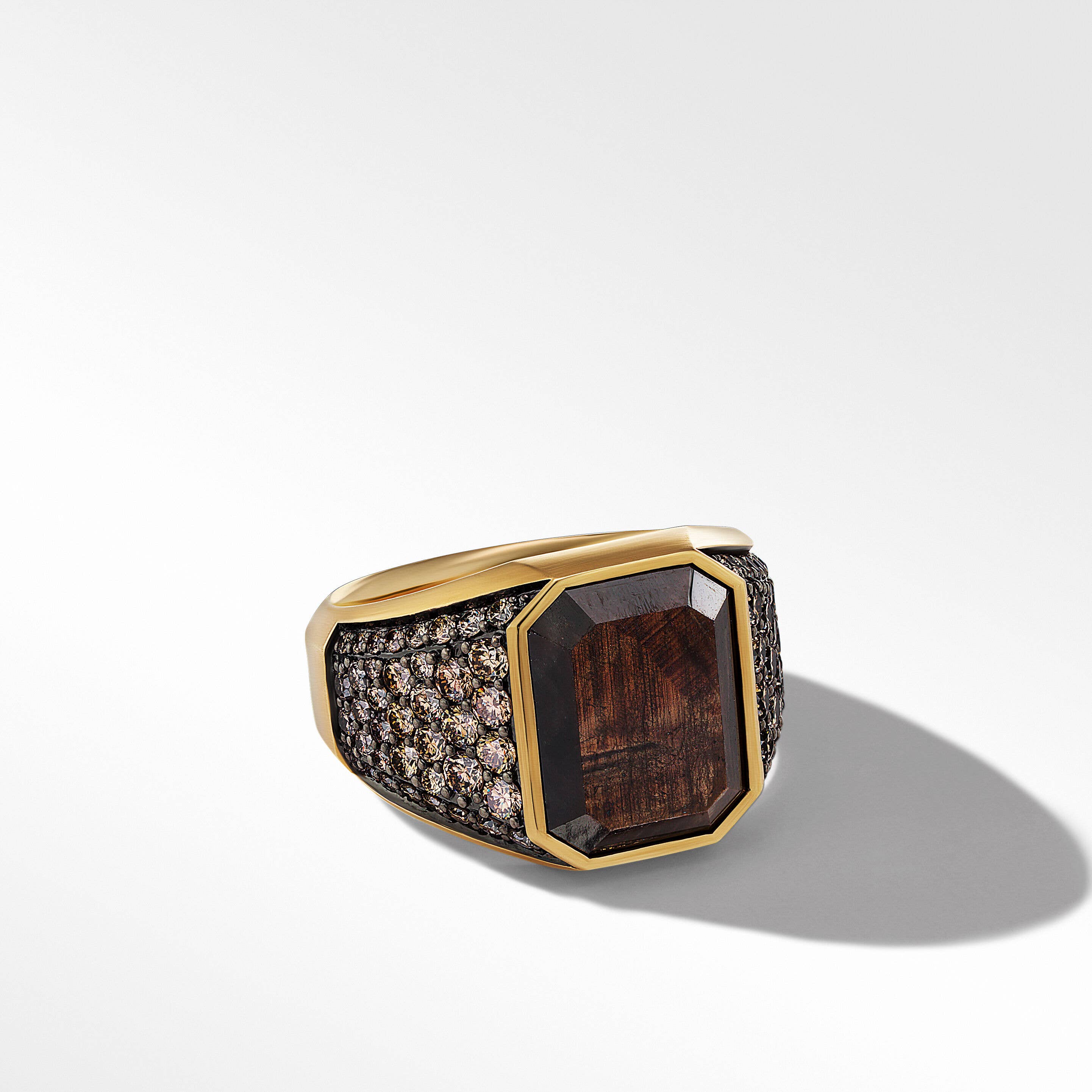 Heirloom Signet Ring in 18K Yellow Gold with Gold Sheen Sapphire and Pavé Cognac Diamonds