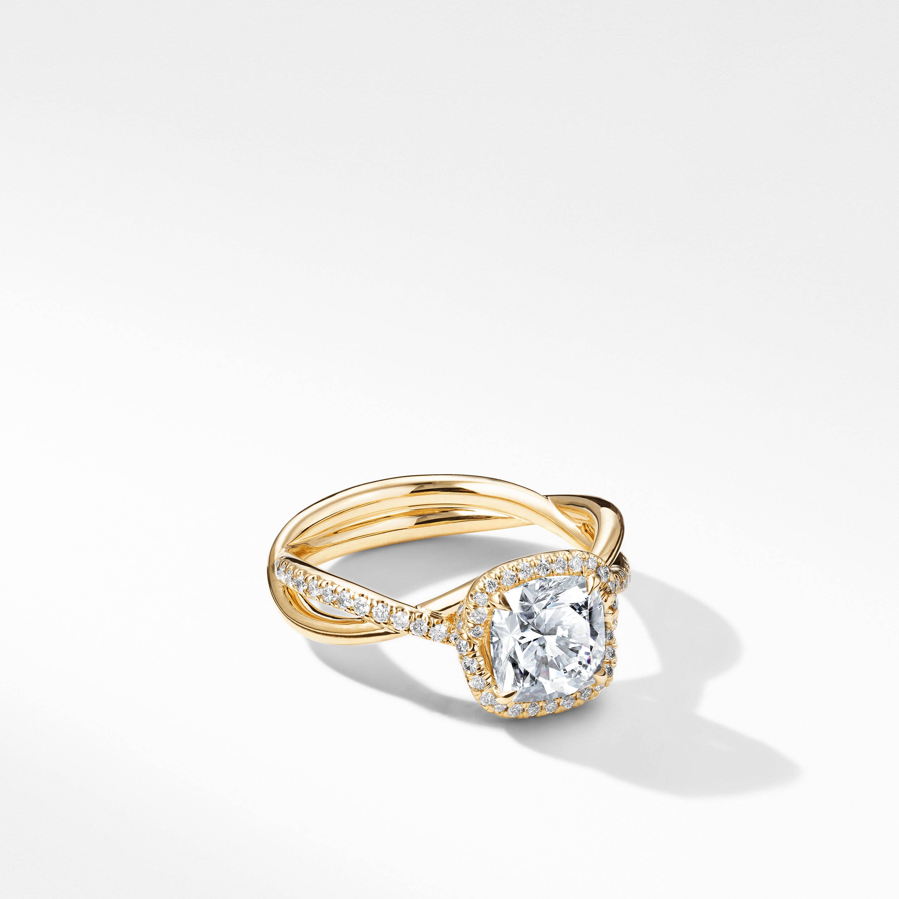 DY Lanai Engagement Ring in 18K Yellow Gold, Cushion