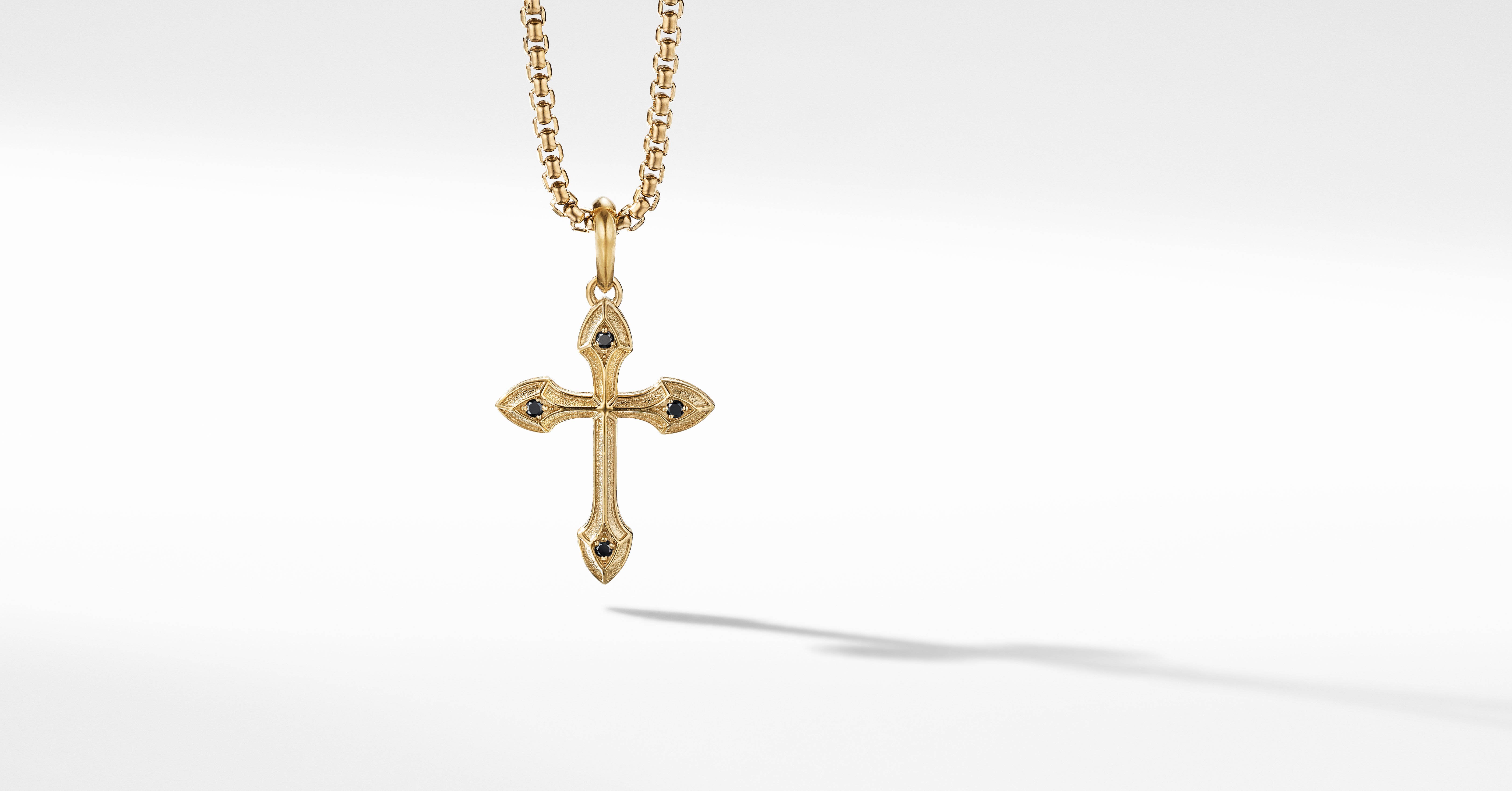 Gothic Cross Amulet in 18K Yellow Gold 
