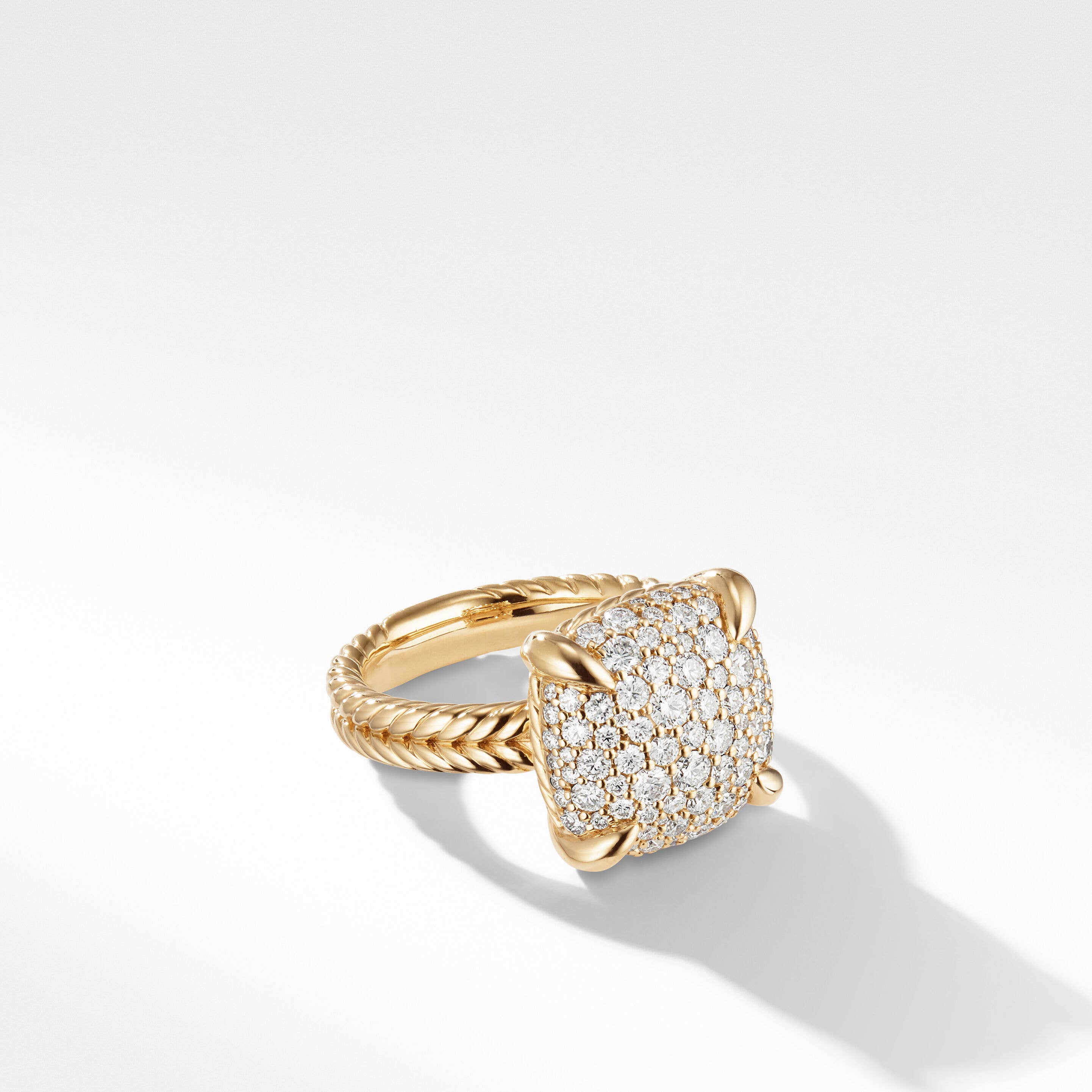Chatelaine® Ring in 18K Yellow Gold with Full Pavé Diamonds
