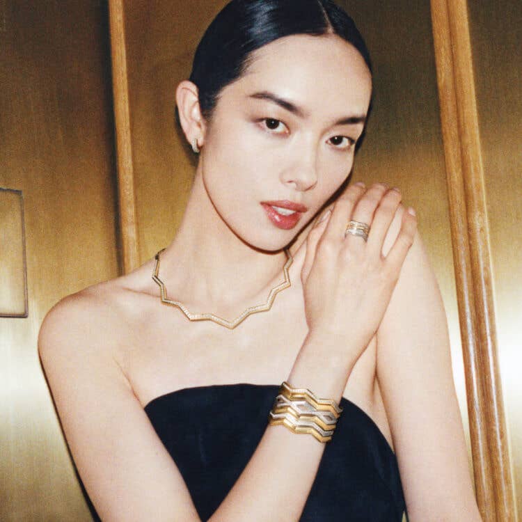 Feifei Sun wearing David Yurman Zig Zag Stax jewellery.