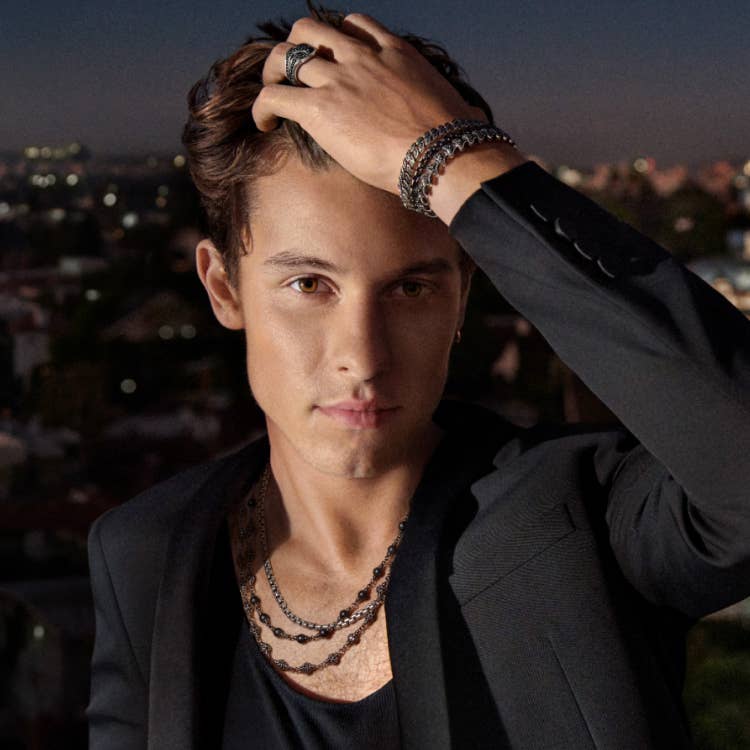An image of Shawn Mendes wearing Spiritual Beads.