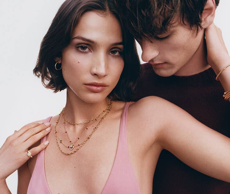 Shop Valentines Day gifts for women.