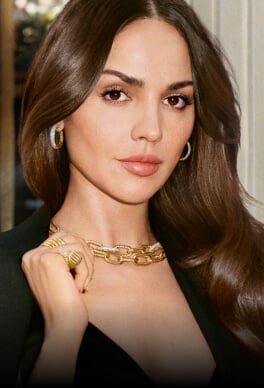 Eiza Gonzalez wearing David Yurman's Madison collection.