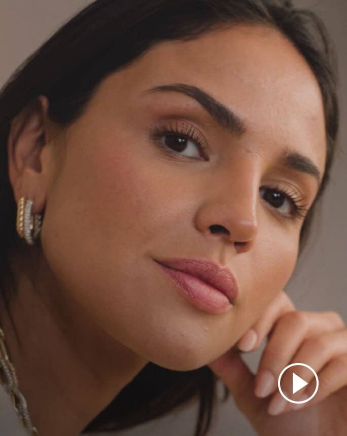 Eiza Gonzalez wearing David Yurman jewelry.