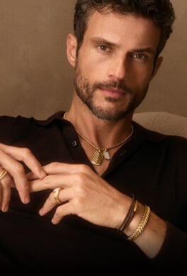 A model wearing David Yurman's Chevron collection.