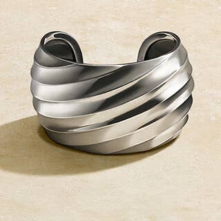 24K Gold For Her Bracelets  Tagged tag Lao Feng Xiang Canada  老凤祥 温哥华