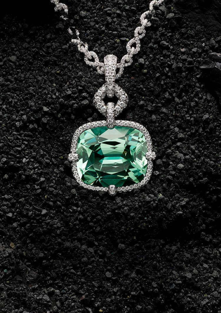 PENDANTS - CATEGORIES - HIGH JEWELLERY