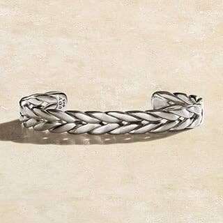 One silver and one gold necklace classic style for Mother's Day.