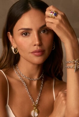 Eiza González wearing David Yurman's Mercer collection.