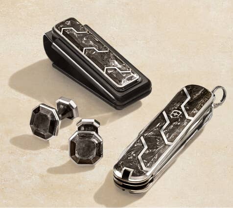 David Yurman cufflinks, money clip and Swiss Army knife with forged carbon in sterling silver.