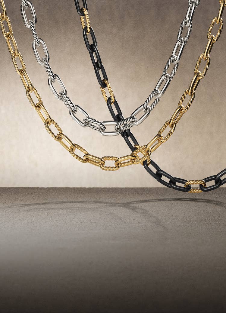 Trois colliers &agrave; cha&icirc;ne Madison David Yurman.