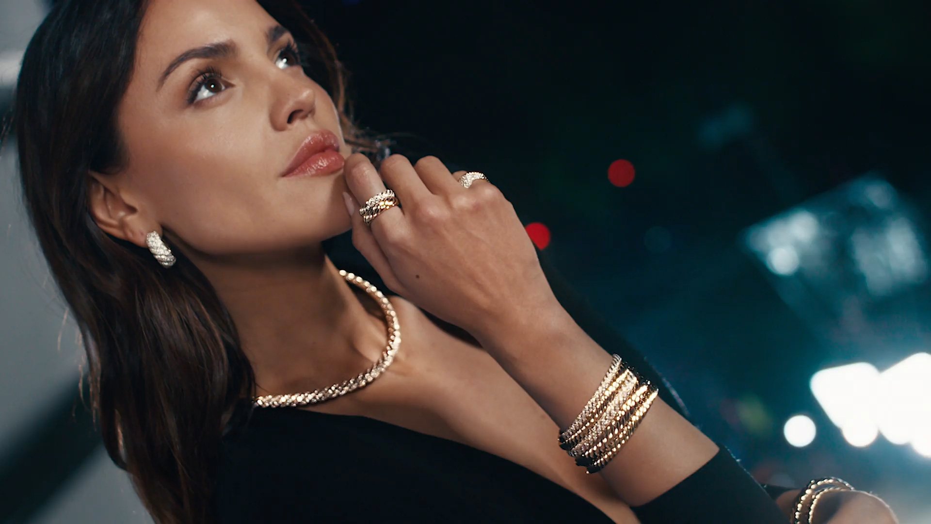 Eiza Gonz&aacute;lez in Sculpted Cable