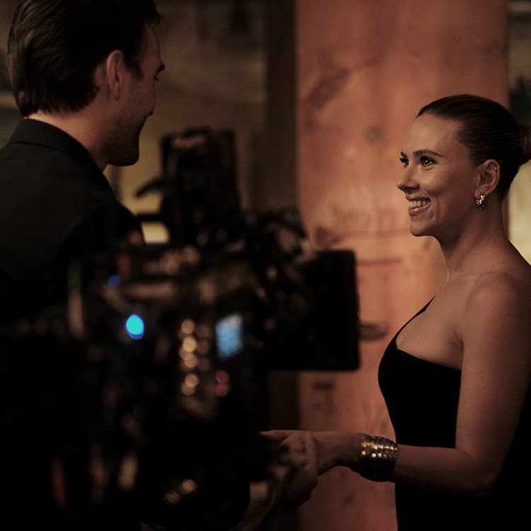 An image of Scarlett in Bemelmans bar.