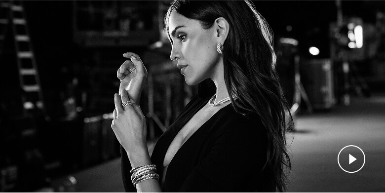 Eiza Gonzalez wearing David Yurman Sculpted Cable jewelry.