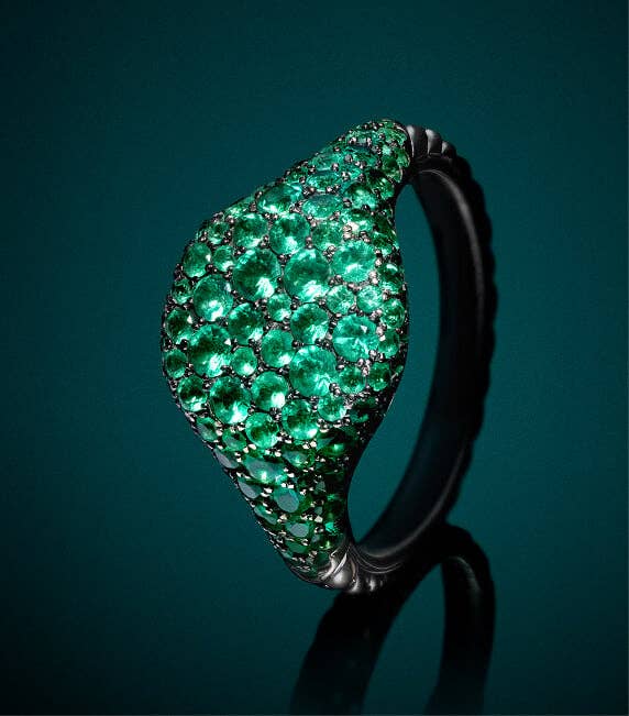 Green David Yurman Pav&eacute; Pinky ring. 