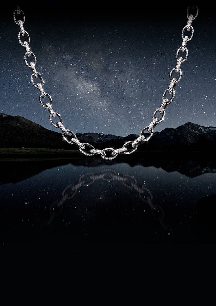 Shop the diamond high jewelry collection.