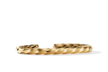 Shop cable edge bracelet in 18K yellow gold.