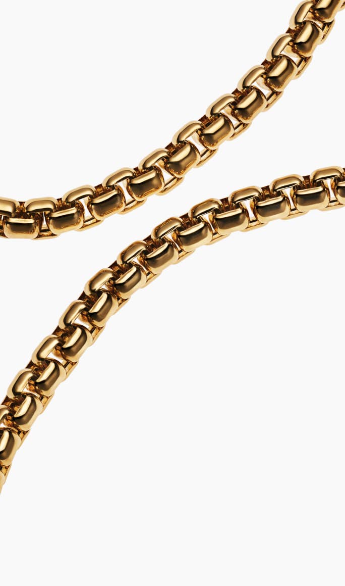 David Yurman's box chains for women.