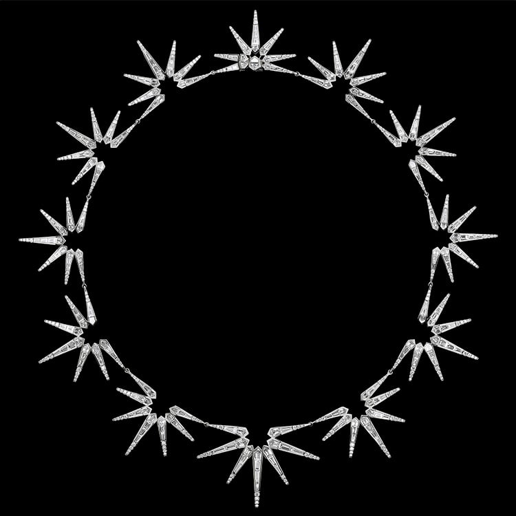 An image of Liberty Illusion-Set Necklace in 750 White Gold with GH/VS Diamonds