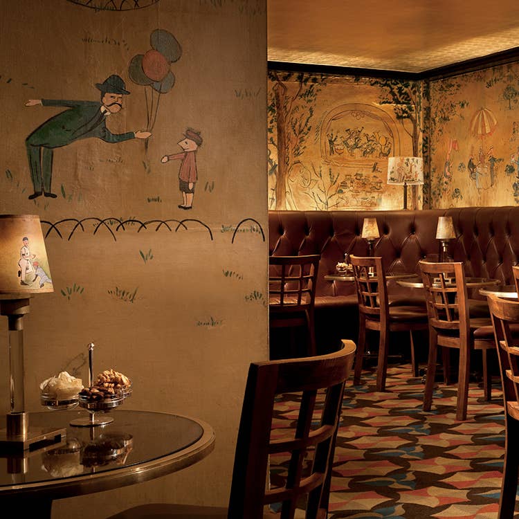 An image of Bemelmans bar.