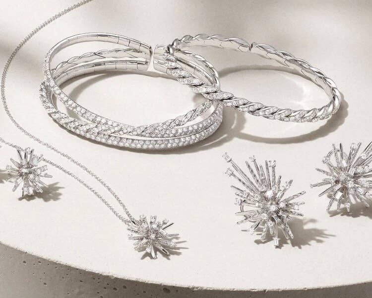 Shop David Yurman's wedding gift guide.