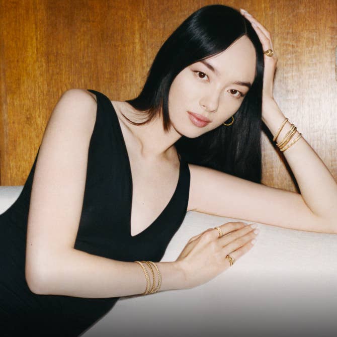Fei Fei Sun wearing David Yurman Sculpted Cable jewelry.