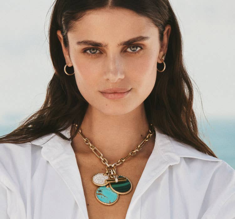 An image of Taylor Hill wearing Lexington necklace with 3 DY Element discs.