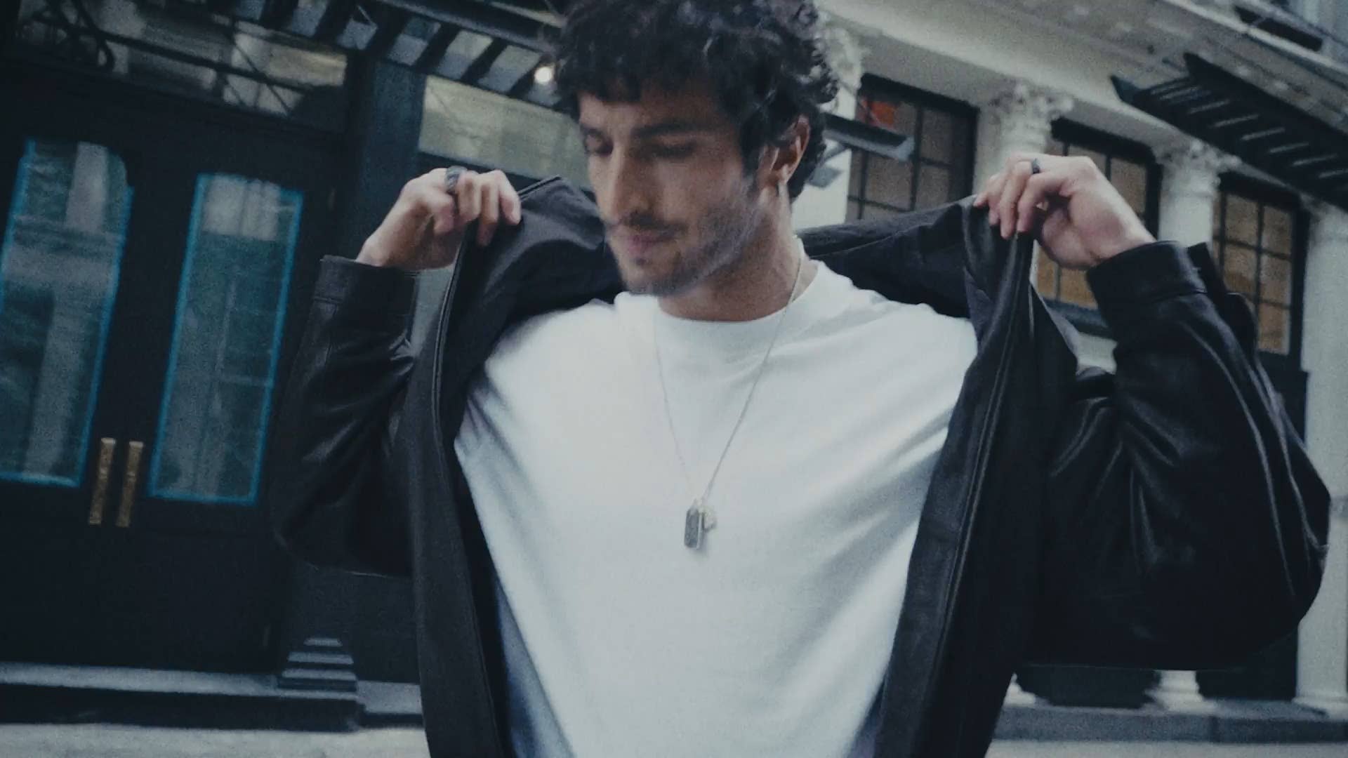 Model wearing David Yurman's Chevron collection.