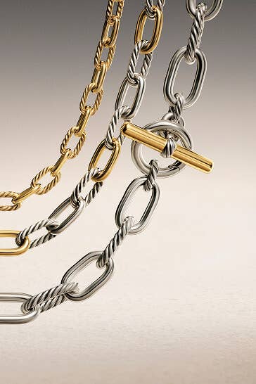 A mix of David Yurman women's chain necklaces. 