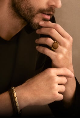 A model wearing David Yurman's Chevron collection.