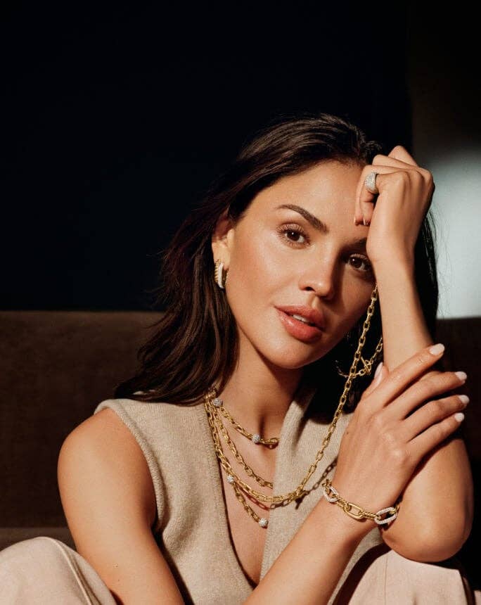 Eiza Gonzalez wearing David Yurman jewelry.
