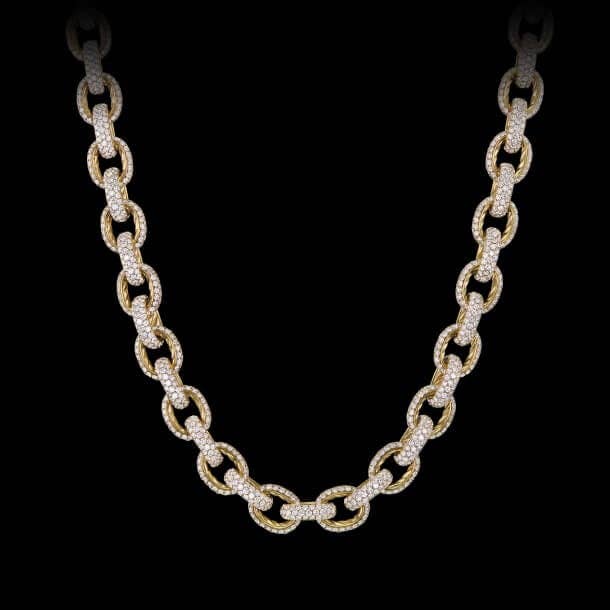 Shop Pavé Oval Chain Necklace in 18K Yellow Gold